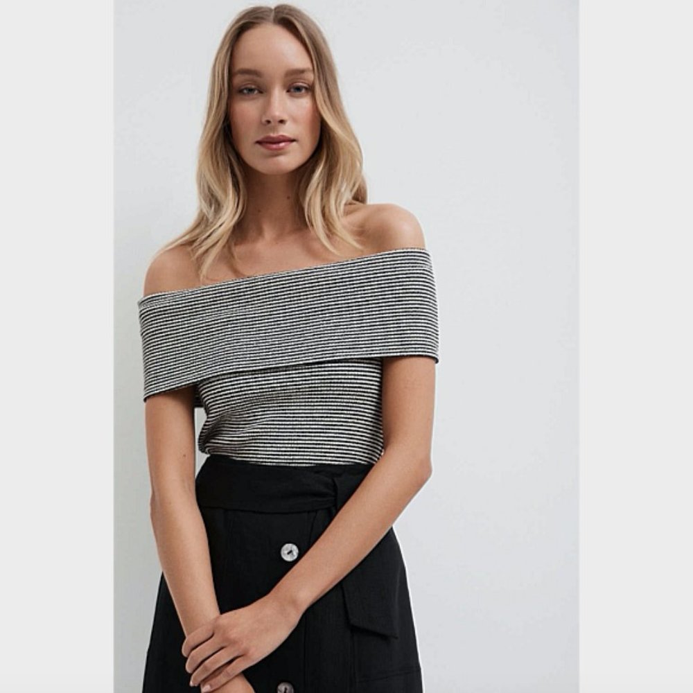 Witchery Black Striped Off Shoulder Knit Top S - Picture 1 of 13